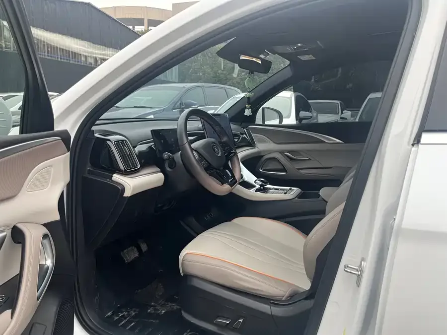 BYD Song Pro New Energy Song Pro New Energy 2023 Champion Edition DM-i 71KM Pilot Edition 2024 — миниатюра 3