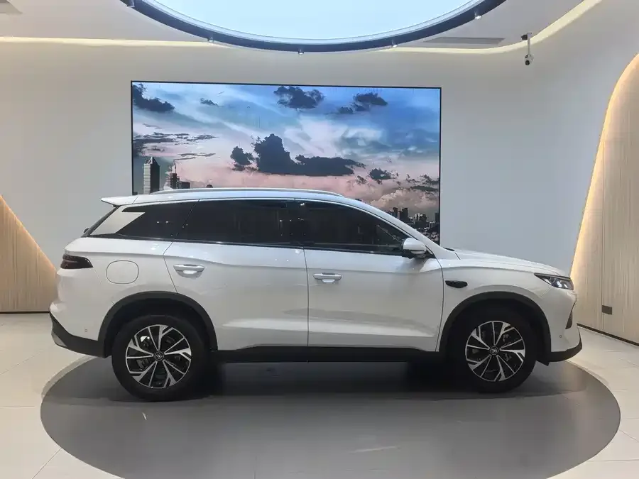 BYD Song Pro New Energy Song Pro New Energy 2025 Second Generation Intelligent Driving Edition DM-i 75KM Beyond Edition 2025 — миниатюра 2