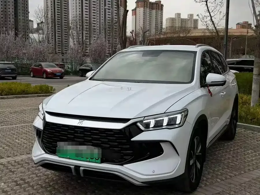 BYD Song Pro New Energy Song Pro New Energy 2024 Honor Edition DM-i 71KM Pilot Edition 2024 — фото 1, купить с доставкой в Москву