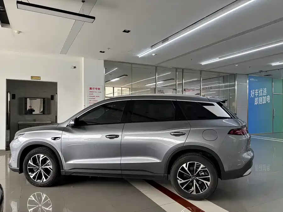 BYD Song Pro New Energy Song Pro New Energy 2025 Second Generation Intelligent Driving Edition DM-i 115KM Beyond Edition 2025 — миниатюра 3