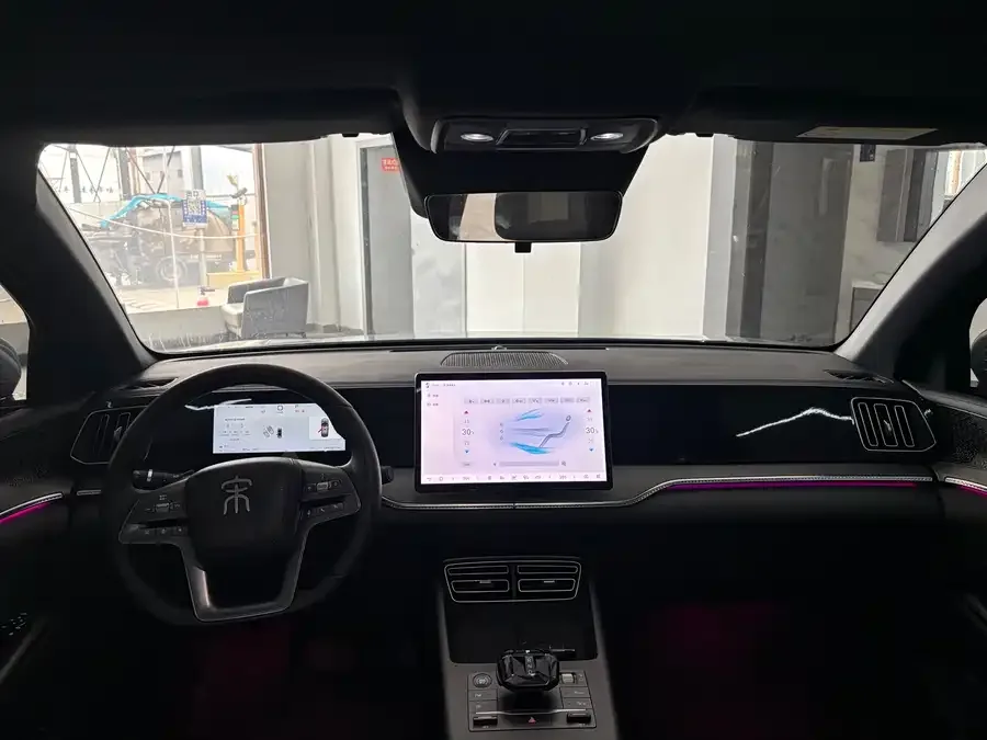 BYD Song Pro New Energy Song Pro New Energy 2025 Second Generation Intelligent Driving Edition DM-i 115KM Beyond Edition 2025 — миниатюра 4