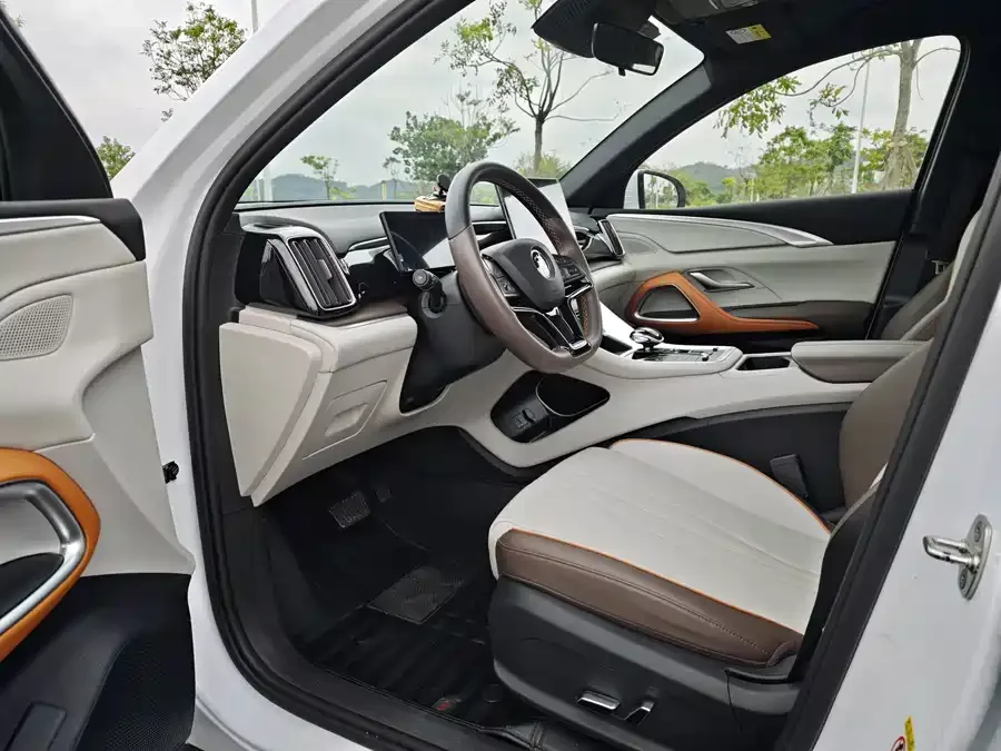 BYD Song Pro New Energy Song Pro New Energy 2023 Champion Edition DM-i 110KM Beyond Edition 2023 — миниатюра 3