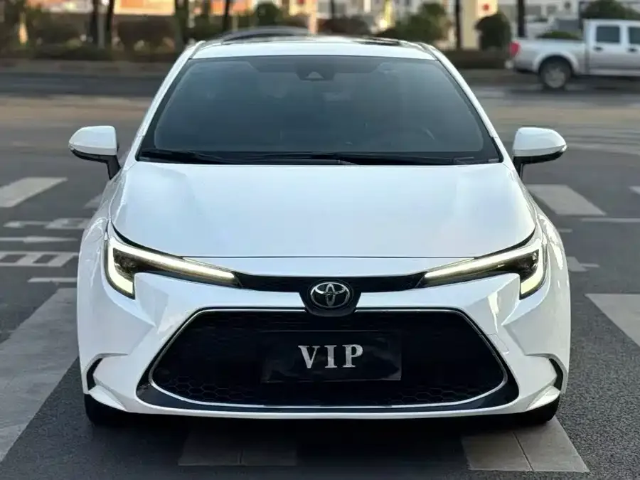Toyota Levin Corolla 2024 185T CVT Luxury Edition 2024 — миниатюра 2