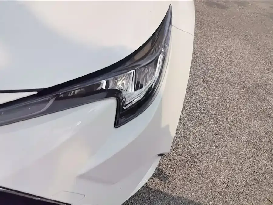Toyota Levin 2022 Lelink 185T CVT Luxury Edition 2022 — миниатюра 5