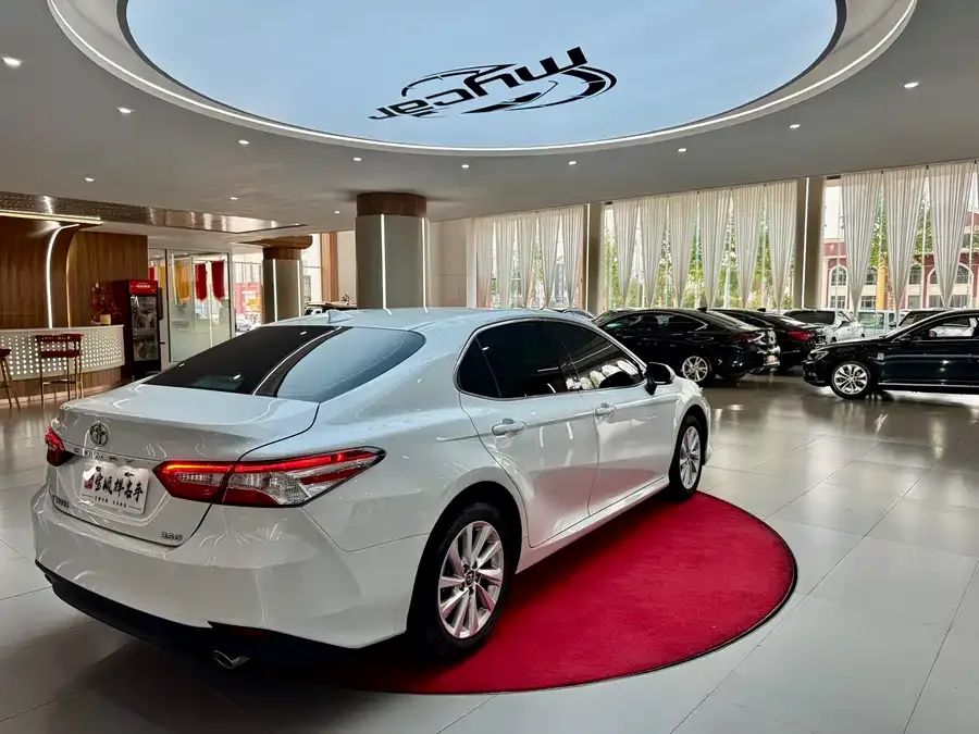 Toyota Camry Camry 2023 2.0GVP Leading Edition 2024 — миниатюра 2