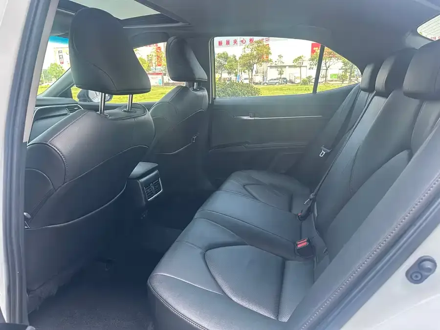 Toyota Camry Camry 2023 2.0G Deluxe Edition 2023 — миниатюра 2