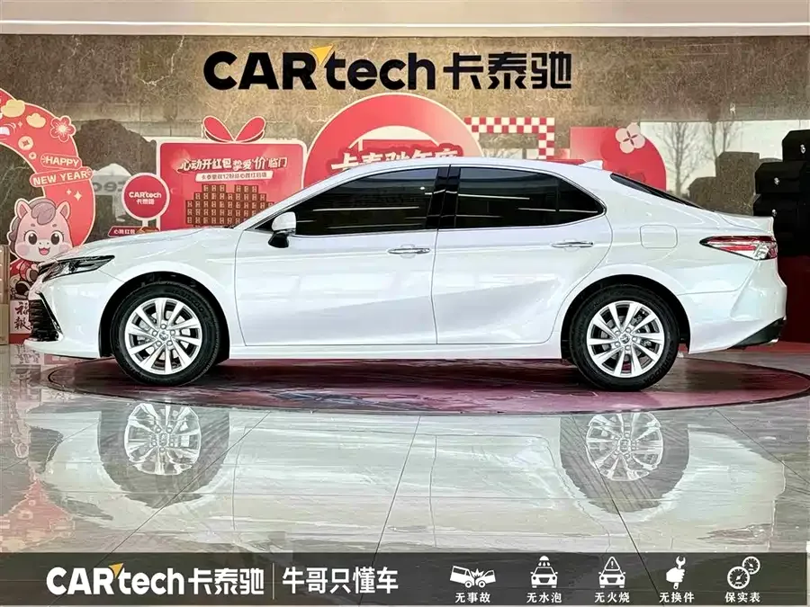 Toyota Camry Camry 2021 2.0G Deluxe Edition 2022 — миниатюра 4