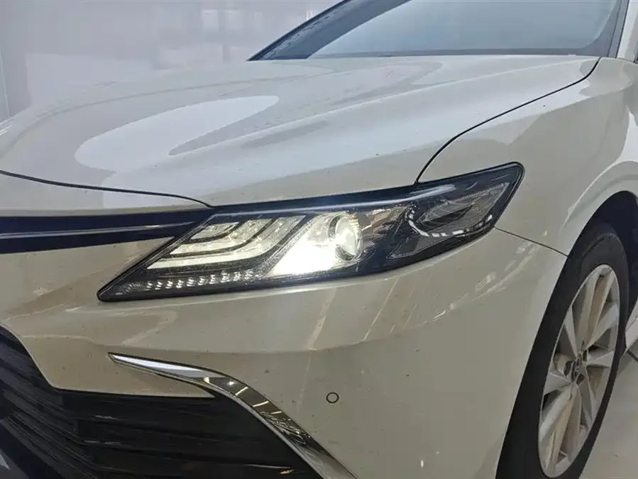 Toyota Camry Camry 2021 2.0G Deluxe Edition 2022 — миниатюра 2