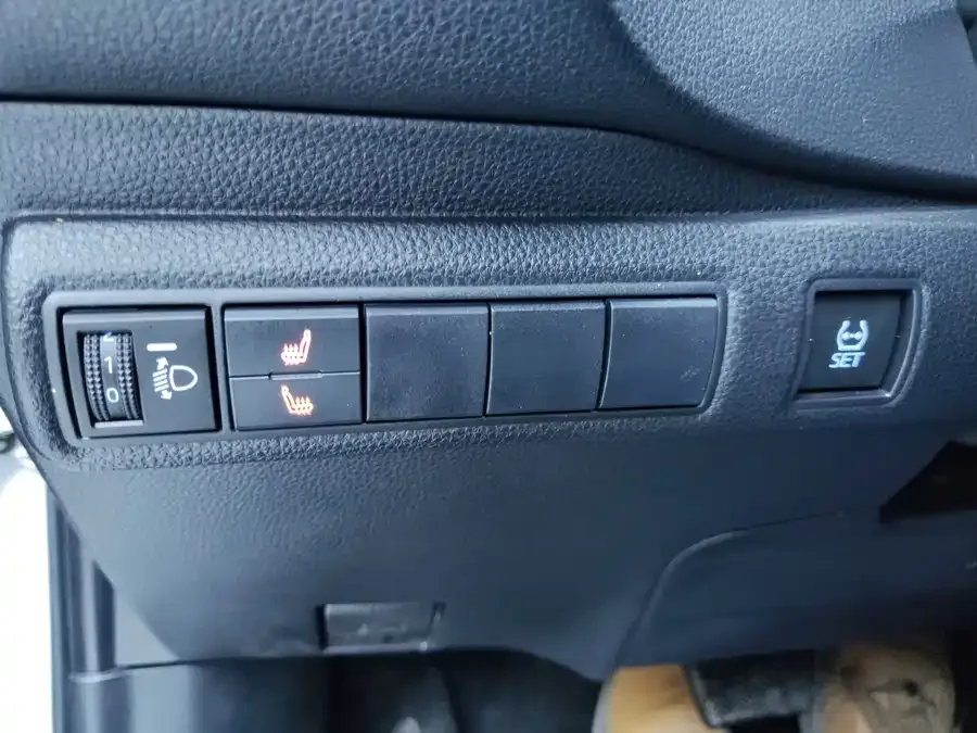 Toyota Levin 2022 Lelink TNGA 1.5L CVT Progressive Edition 2022 — миниатюра 4