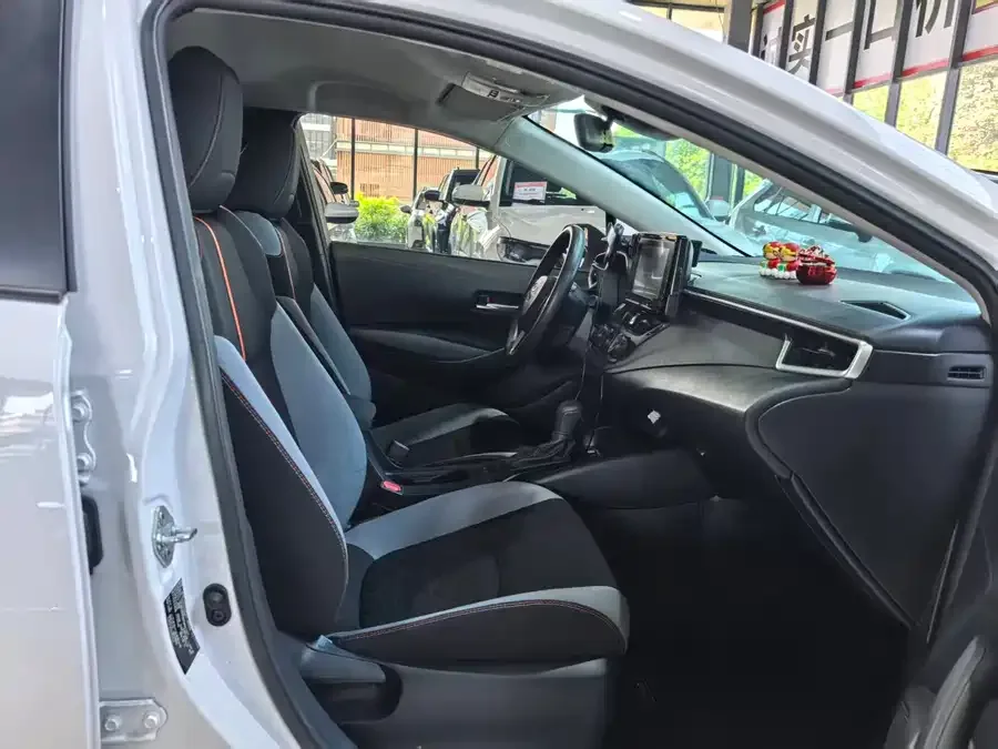 Toyota Corolla Corolla 2024 1.2T Pioneer Edition 2023 — миниатюра 3