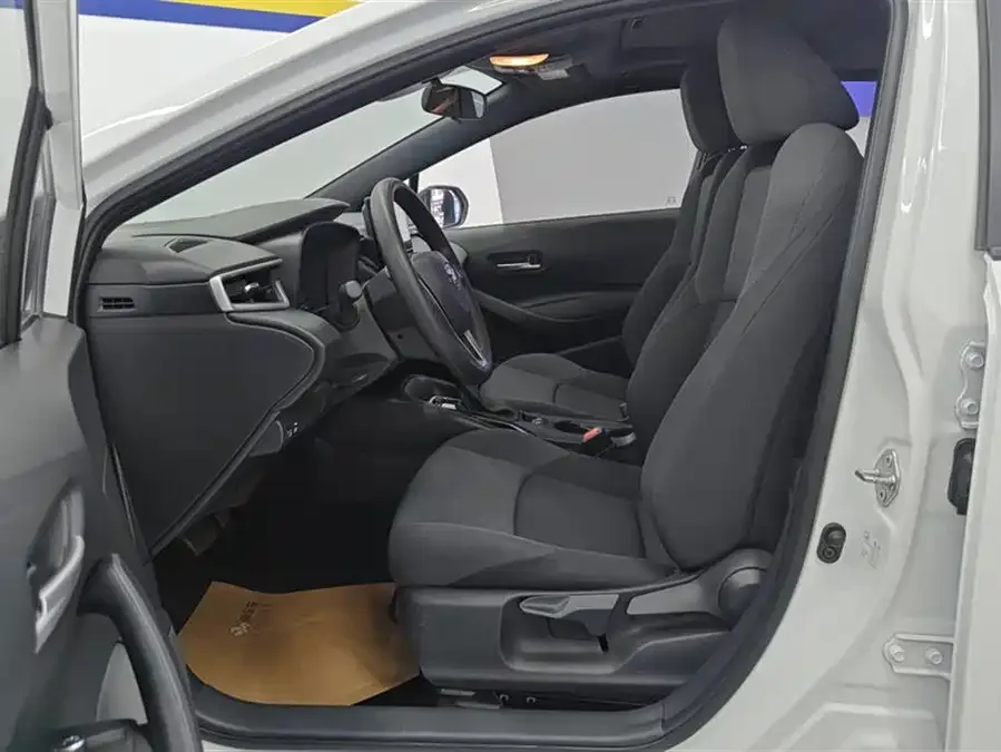 Toyota Levin Corolla 2024 185T CVT Luxury Edition 2024 — миниатюра 3