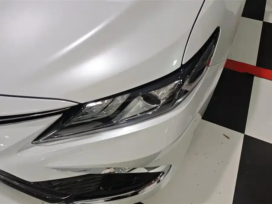 Toyota Camry Camry 2021 2.0G Deluxe Edition 2022 — миниатюра 2