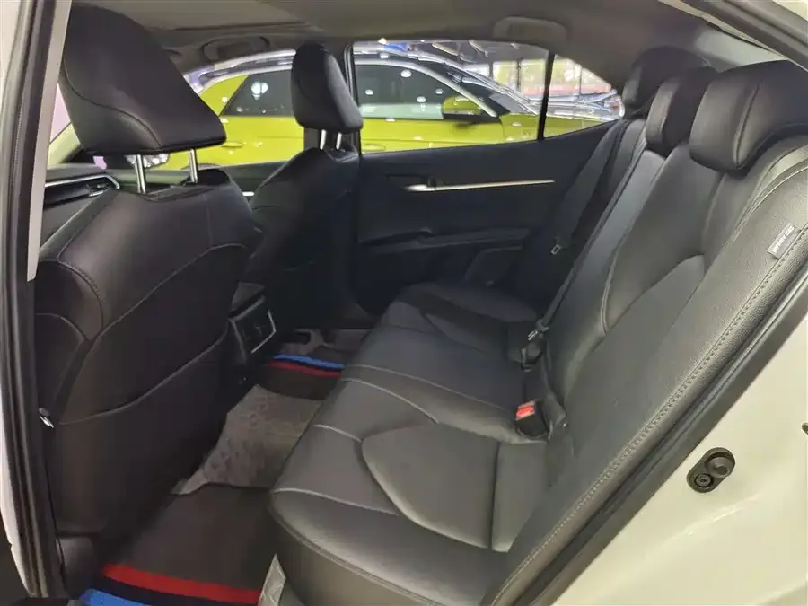 Toyota Camry Camry 2021 2.0G Deluxe Edition 2023 — миниатюра 5