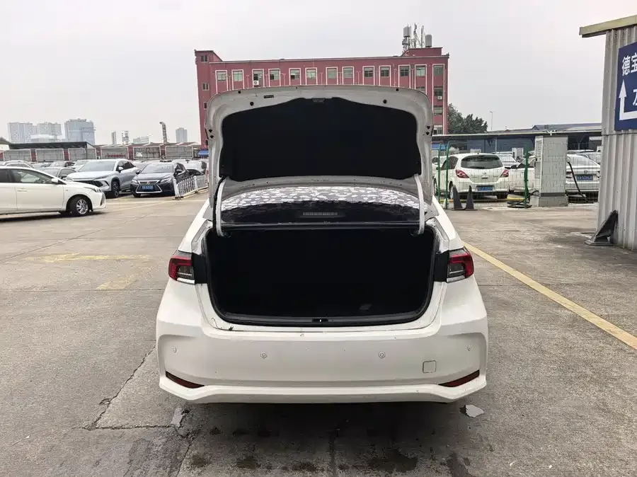 Toyota Corolla Corolla 2022 1.2T S-CVT Pioneer PLUS Edition 2022 — миниатюра 3