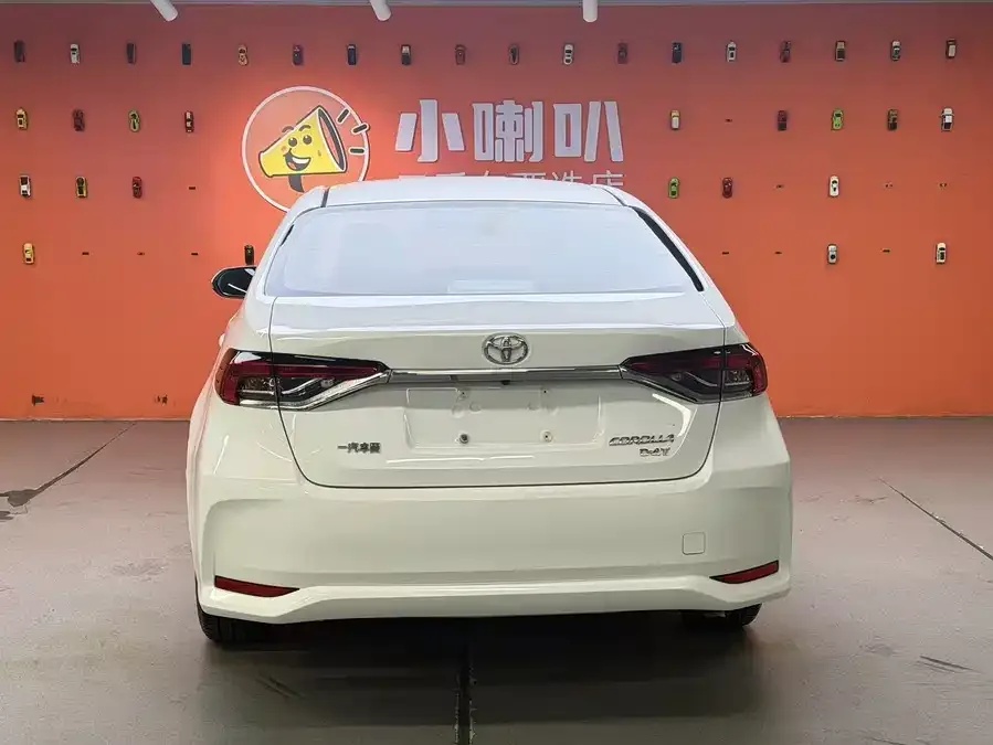 Toyota Corolla Corolla 2021 1.2T S-CVT Luxury Edition 2022 — миниатюра 5