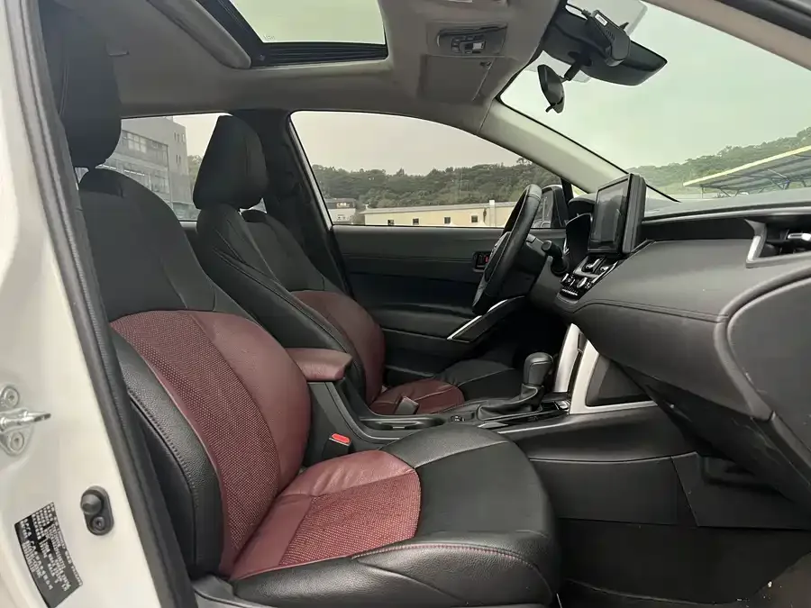 Toyota Frontlander Fenglanda 2022 2.0L CVT Leading Edition 2023 — миниатюра 3
