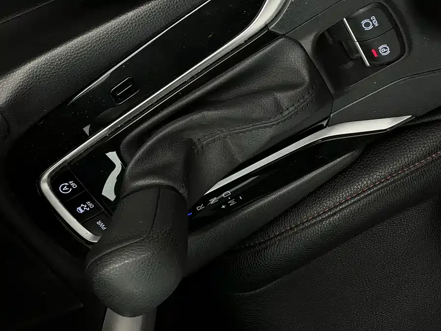 Toyota Frontlander Fenglanda 2022 2.0L CVT Leading Edition 2023 — миниатюра 4