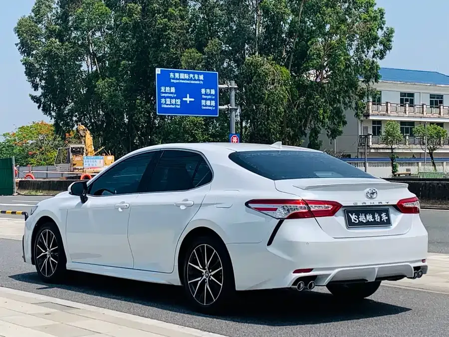 Toyota Camry Camry 2021 2.0S Advanced Edition 2022 — миниатюра 3