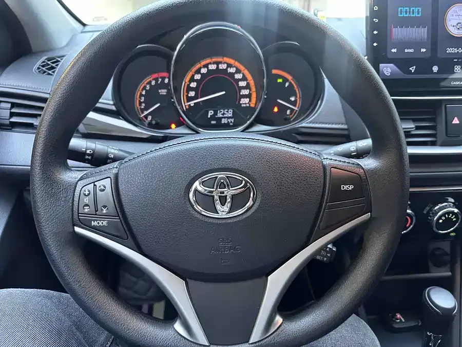 Toyota YARiS L YARiS L 2022 YARiS X 1.5L CVT Luxury PLUS Edition 2022 — миниатюра 4