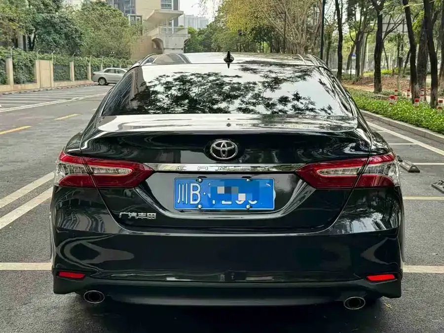 Toyota Camry Camry 2021 2.0G Deluxe Edition 2023 — миниатюра 2