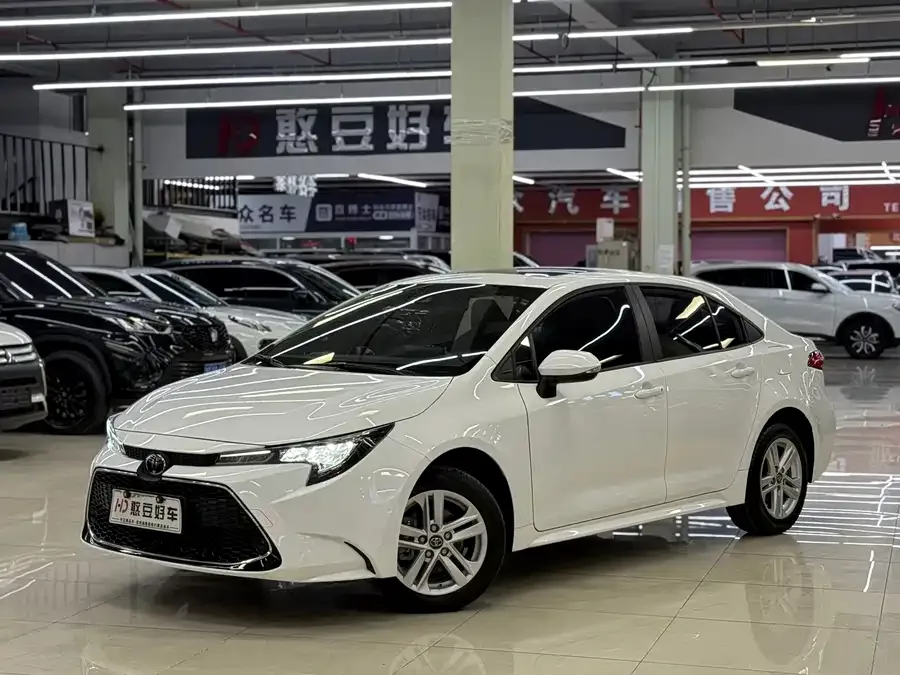 Toyota Levin 2022 Lelink 185T CVT Luxury Edition 2022 — фото 1, купить с доставкой в Москву