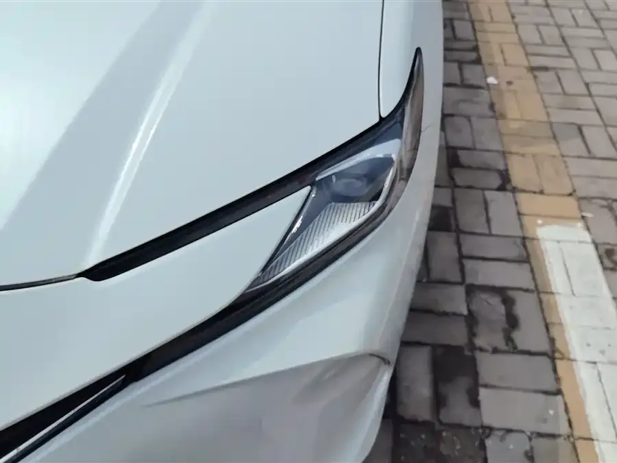 Toyota Camry Camry 2024 Hybrid 2.0HGVP Luxury Edition 2025 — миниатюра 2