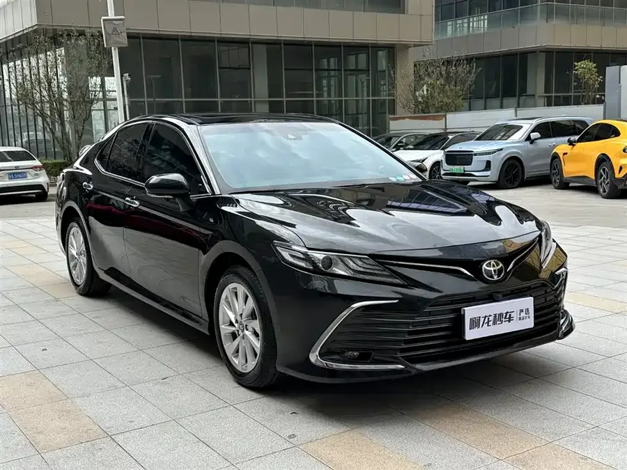Toyota Camry Camry 2021 2.0G Deluxe Edition 2023 — миниатюра 2