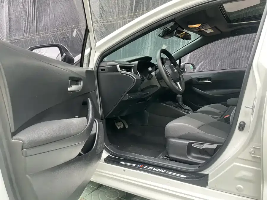 Toyota Levin 2022 Lelink 185T CVT Luxury Edition 2022 — миниатюра 5