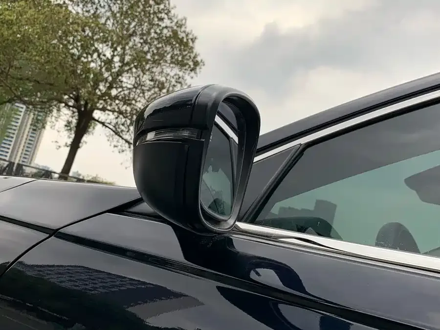 Honda Accord New Energy Accord New Energy 2023 2.0L e:PHEV Luxury Edition 2025 — миниатюра 5