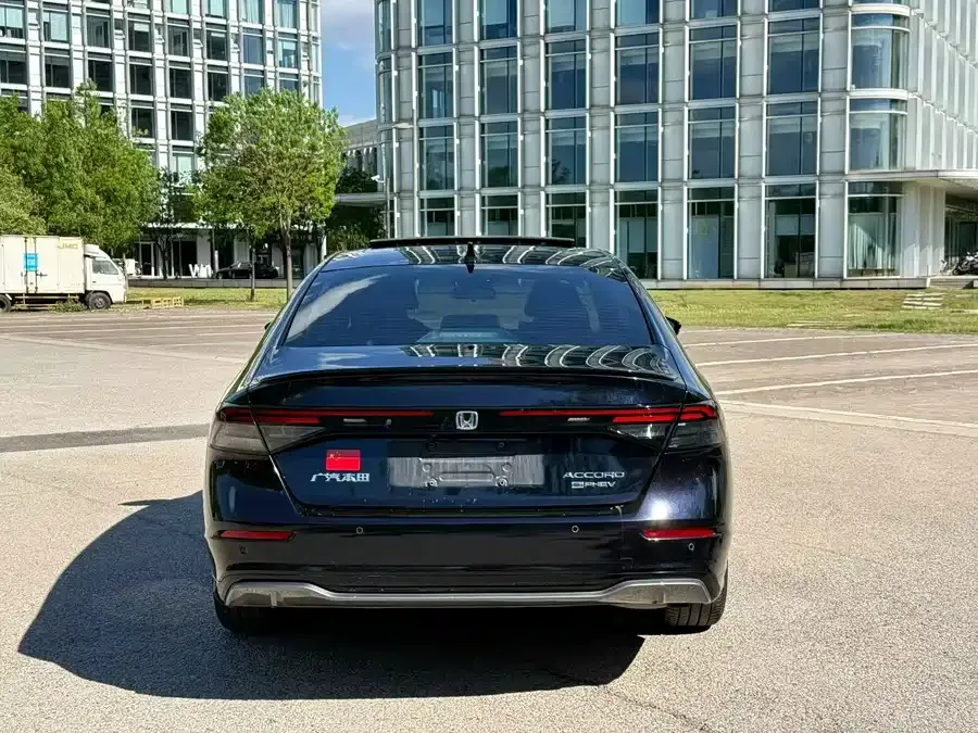 Honda Accord New Energy Accord New Energy 2023 2.0L e:PHEV Premium Edition 2024 — миниатюра 4