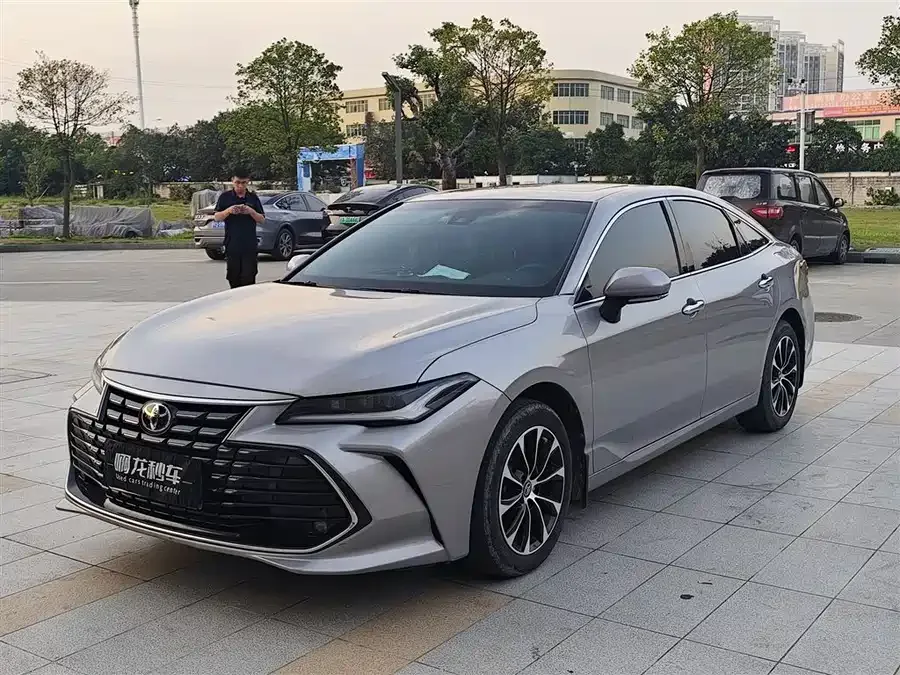 Toyota Avalon Asia Dragon 2022 2.0L Deluxe Edition 2023 — фото 1, купить с доставкой в Москву