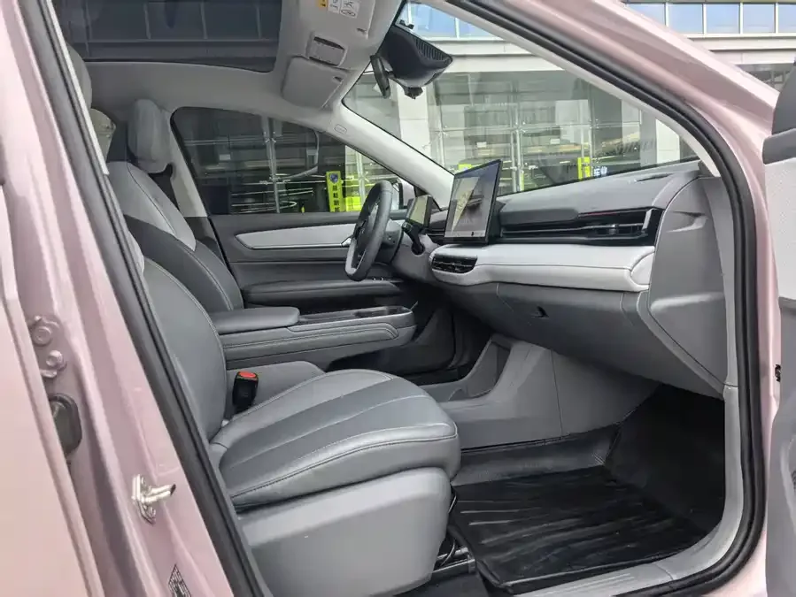 Pentium Yueyi 03 Yueyi 03 2025 565km Enjoy Edition 2025 — миниатюра 4