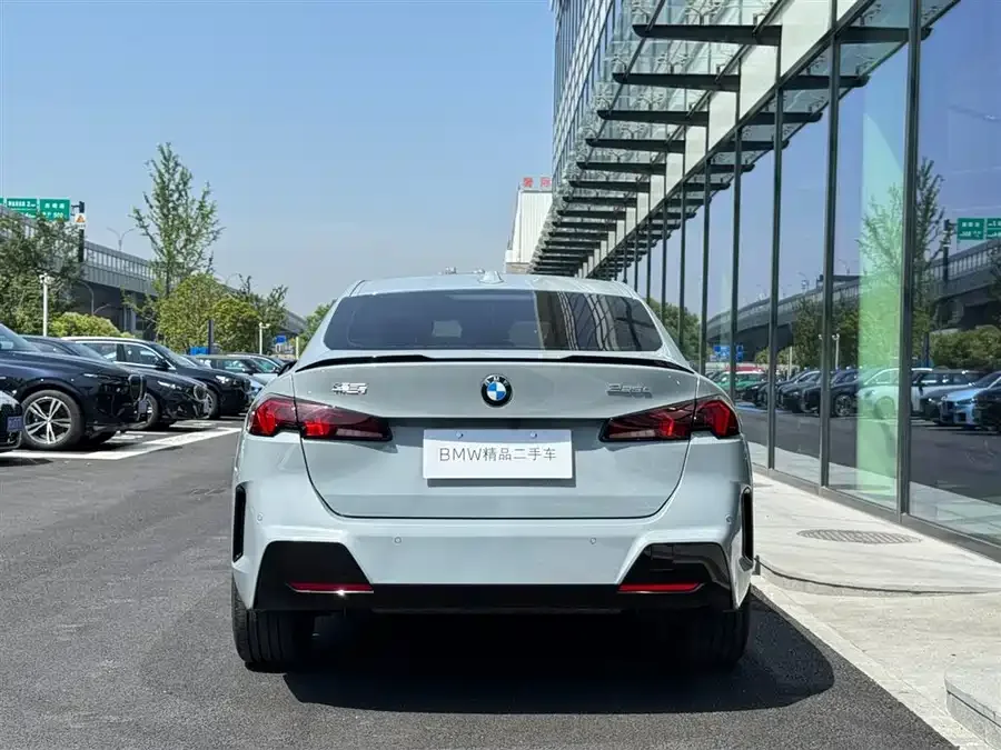 BMW 2 series BMW 2 Series 2025 225L M Sport Night Edition 2025 — миниатюра 3