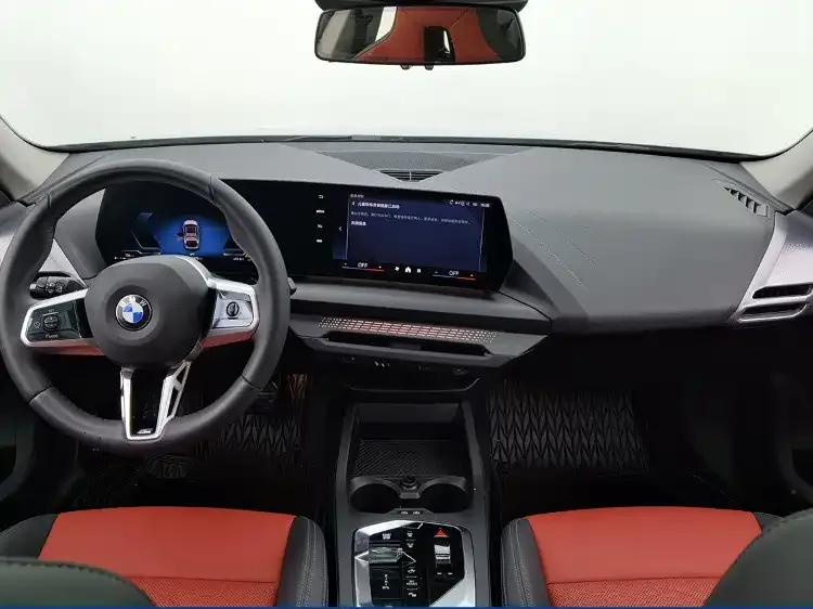 BMW 2 series BMW 2 Series 2025 225L M Sport Night Edition 2025 — миниатюра 4