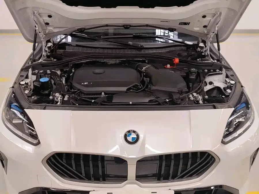 BMW 2 series BMW 2 Series 2025 225L M Sports Package 2025 — миниатюра 3