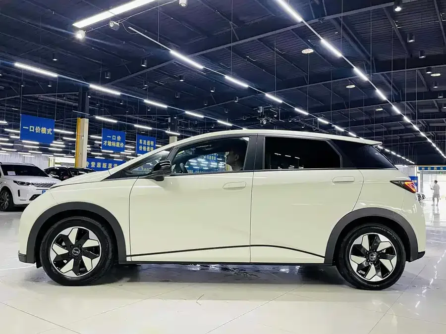 BYD Dolphin Dolphin 2024 Honor Edition 420km Fashion Edition 2024 — миниатюра 2
