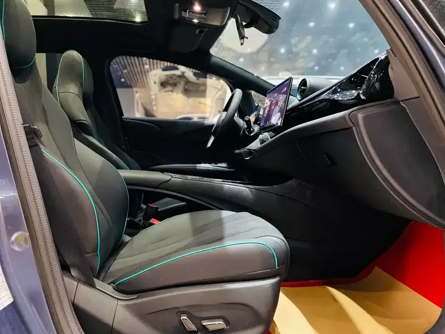 BYD Dolphin Dolphin 2024 Honor Edition 420km Fashion Edition 2024 — миниатюра 3