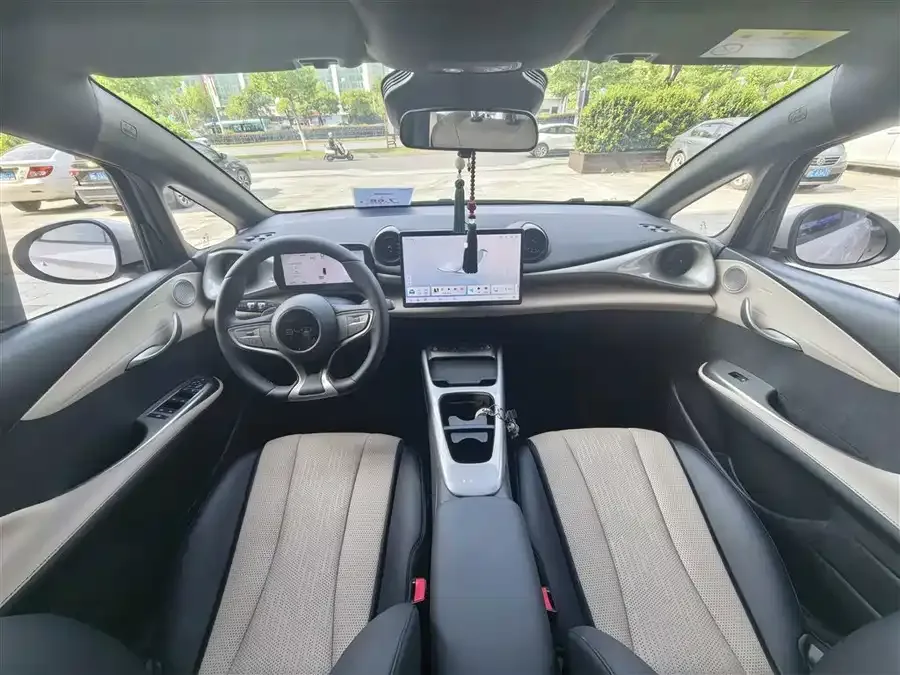 BYD Dolphin Dolphin 2025 Smart Driving Edition 420km Free Edition 2025 — миниатюра 2