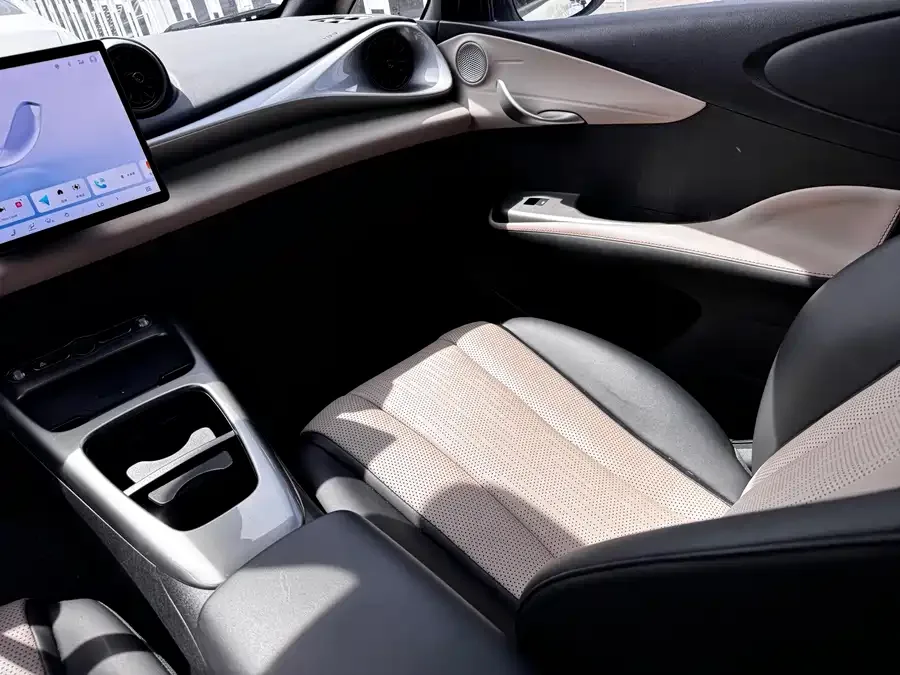 BYD Dolphin Dolphin 2025 Smart Driving Edition 410km Fashion Edition 2025 — миниатюра 4