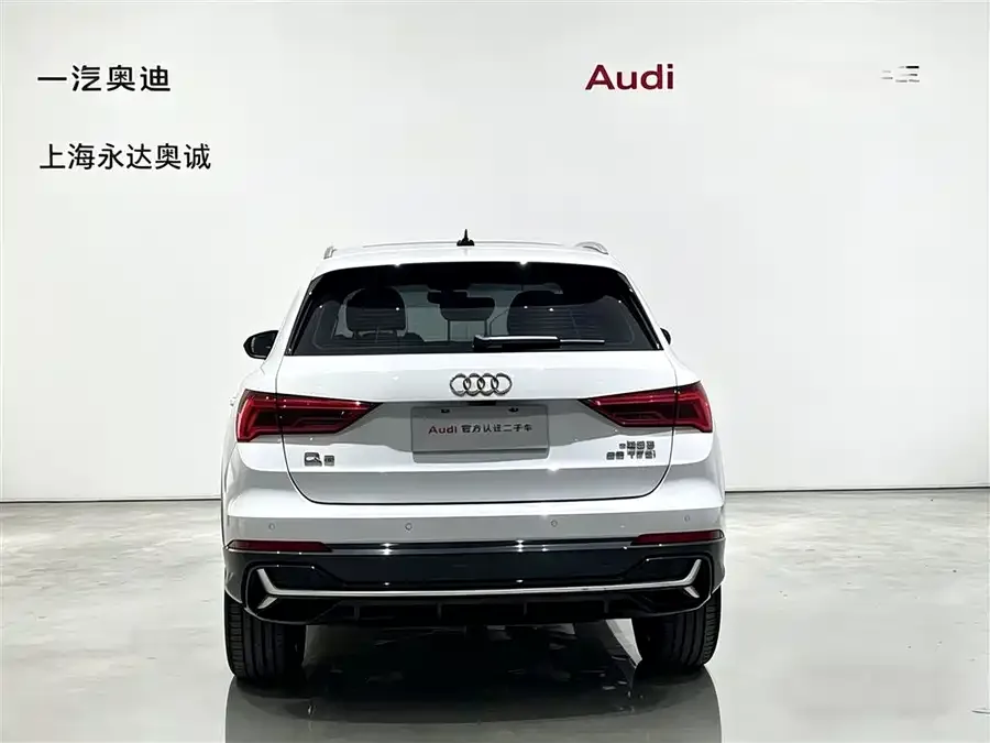 Audi Q3 2024 35 TFSI Fashionable and Elegant 2023 — миниатюра 3