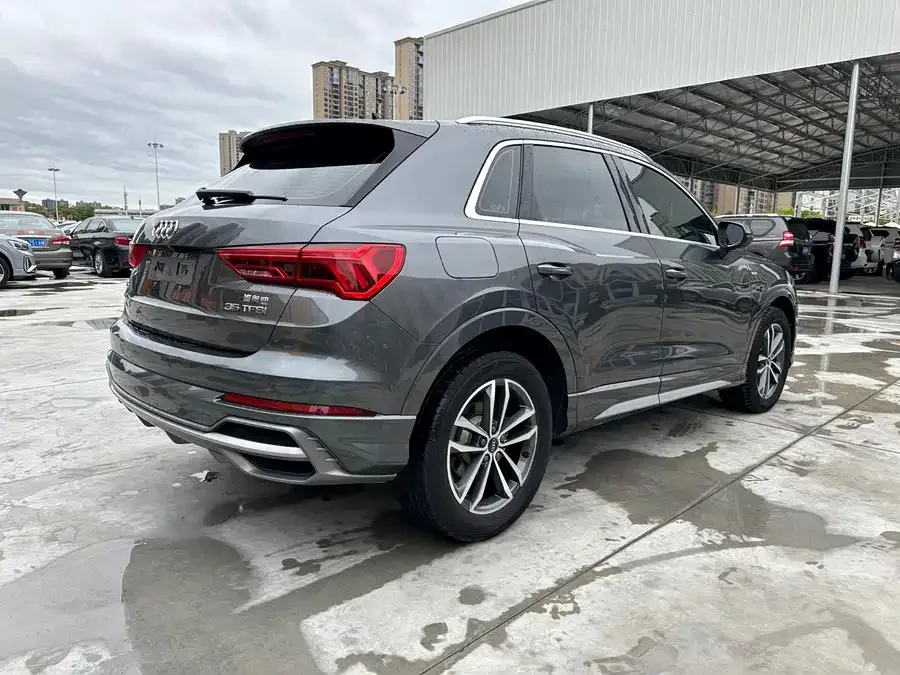 Audi Q3 2022 35 TFSI aggressive and dynamic model 2022 — миниатюра 2