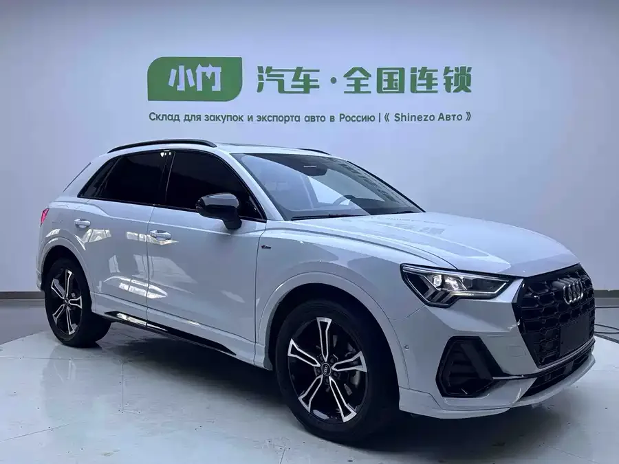 Audi Q3 2023 35 TFSI Fashion Dynamic Edition (1.4T) 2023 — миниатюра 3
