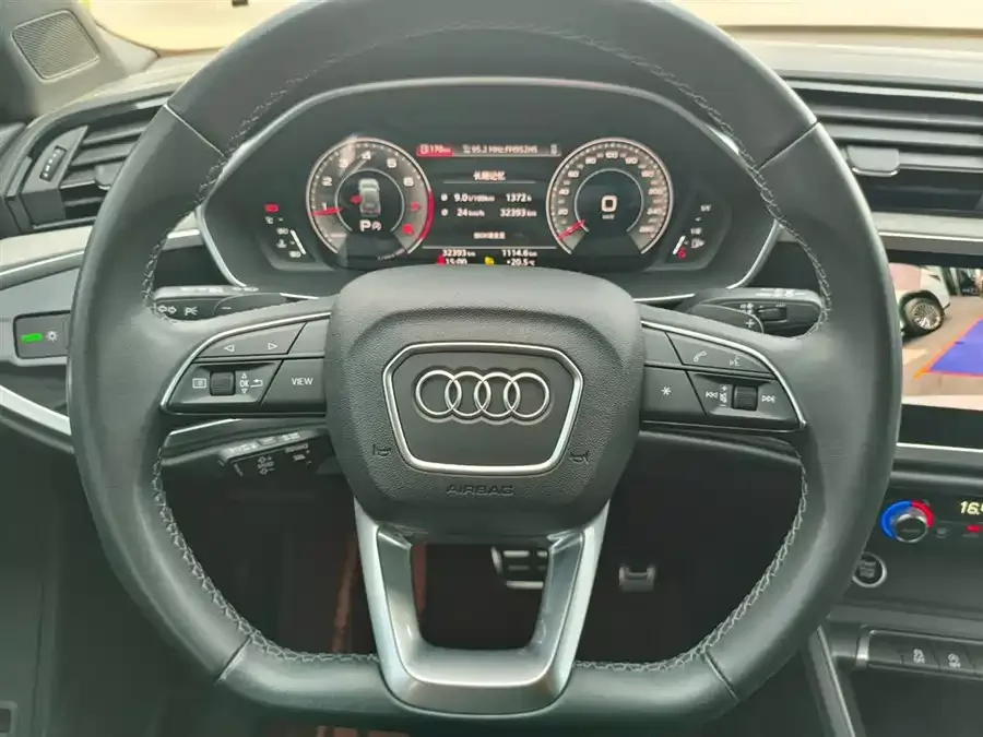 Audi Q3 2024 35 TFSI Fashion Dynamic Edition 2024 — миниатюра 5