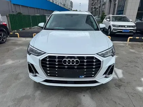 Audi Q3 2023 купить в Москве