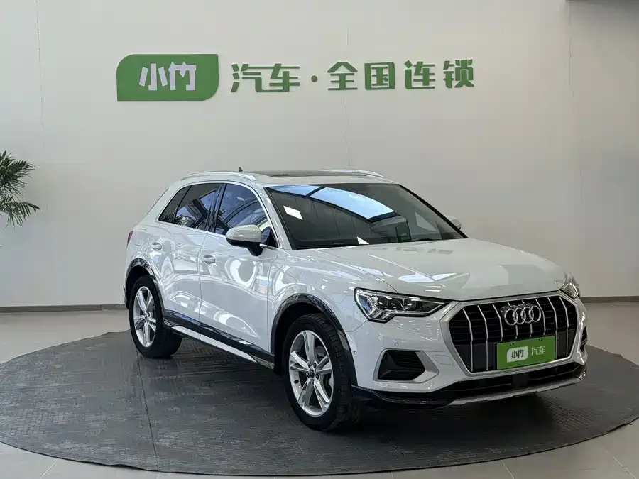 Audi Q3 2022 35 TFSI Fashionable and Elegant 2022 — миниатюра 2