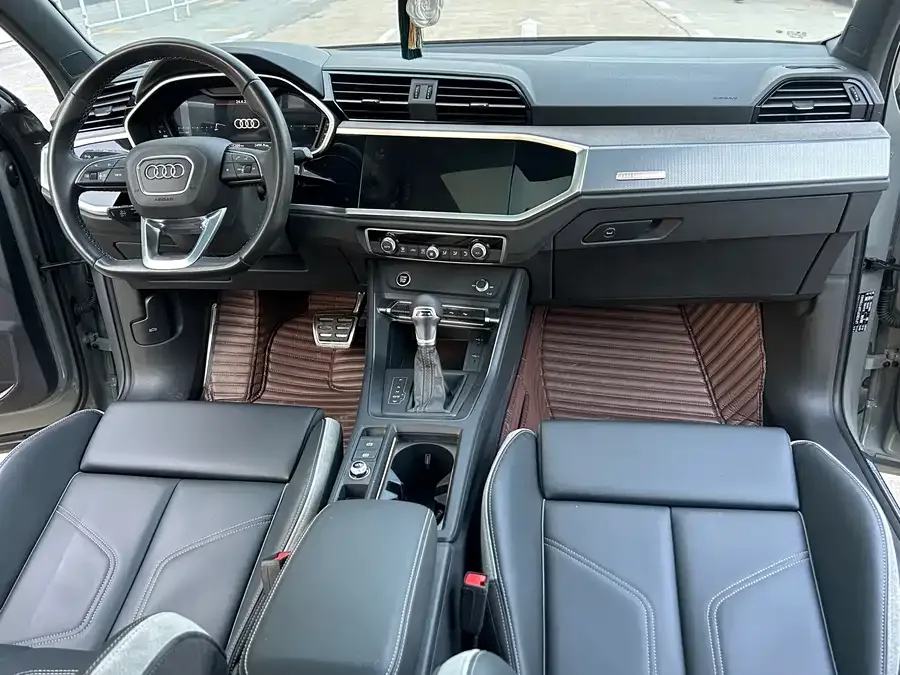 Audi Q3 2024 35 TFSI Fashion Dynamic Edition 2024 — миниатюра 4