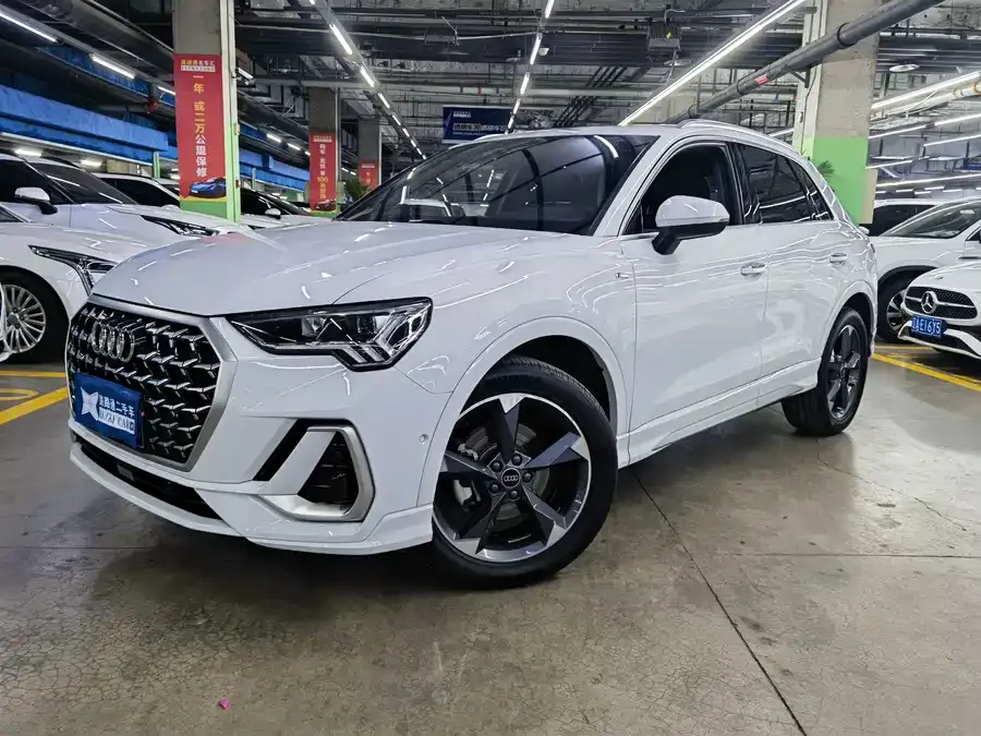 Audi Q3 2024 35 TFSI Fashion Dynamic Edition 2024 — фото 1, купить с доставкой в Москву