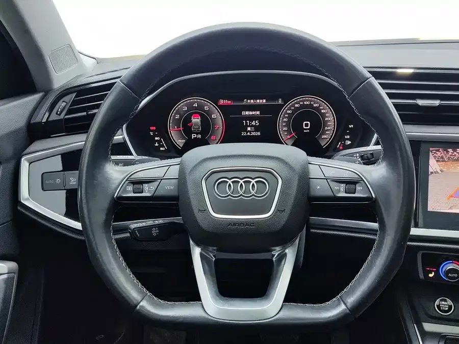 Audi Q3 2022 35 TFSI Fashionable and Dynamic 2022 — миниатюра 4