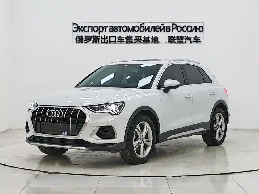 Audi Q3 2022 35 TFSI Fashionable and Elegant 2022 — фото 1, купить с доставкой в Москву