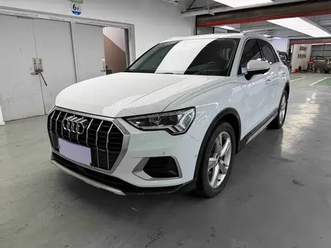 Audi Q3 2022 купить в Москве